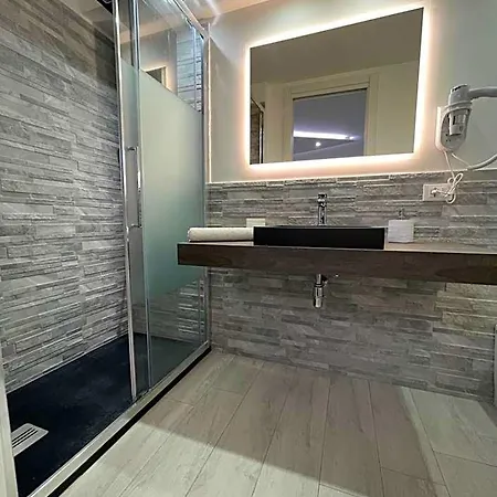 Nocleg ze śniadaniem Rossella's 3*